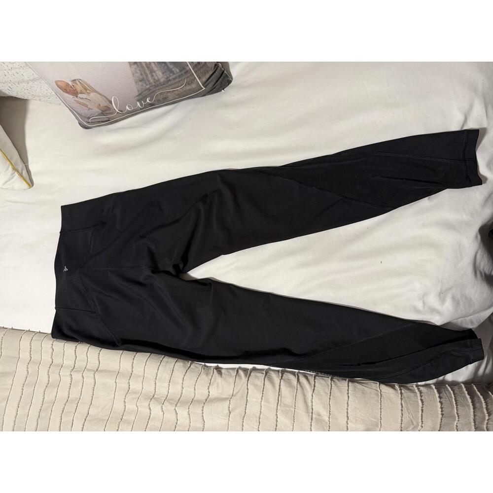 Old Navy Active Black Leggings Size M